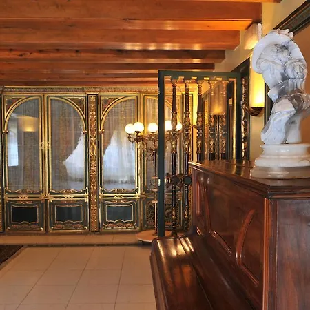 Hotel Restaurante Tall De Conill 2*