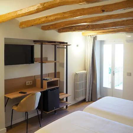 Tall De Conill 2* Capellades