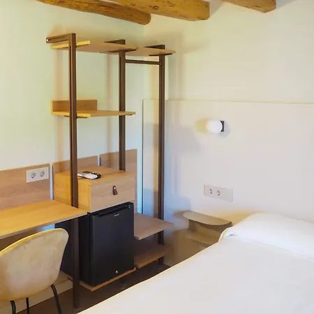 Hotel Restaurante Tall De Conill 2*